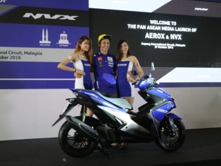 Valentino Rossi xuáº¥t hiá»‡n trong buá»•i há»p bÃ¡o siÃªu xe ga NVX táº¡i Malaysia